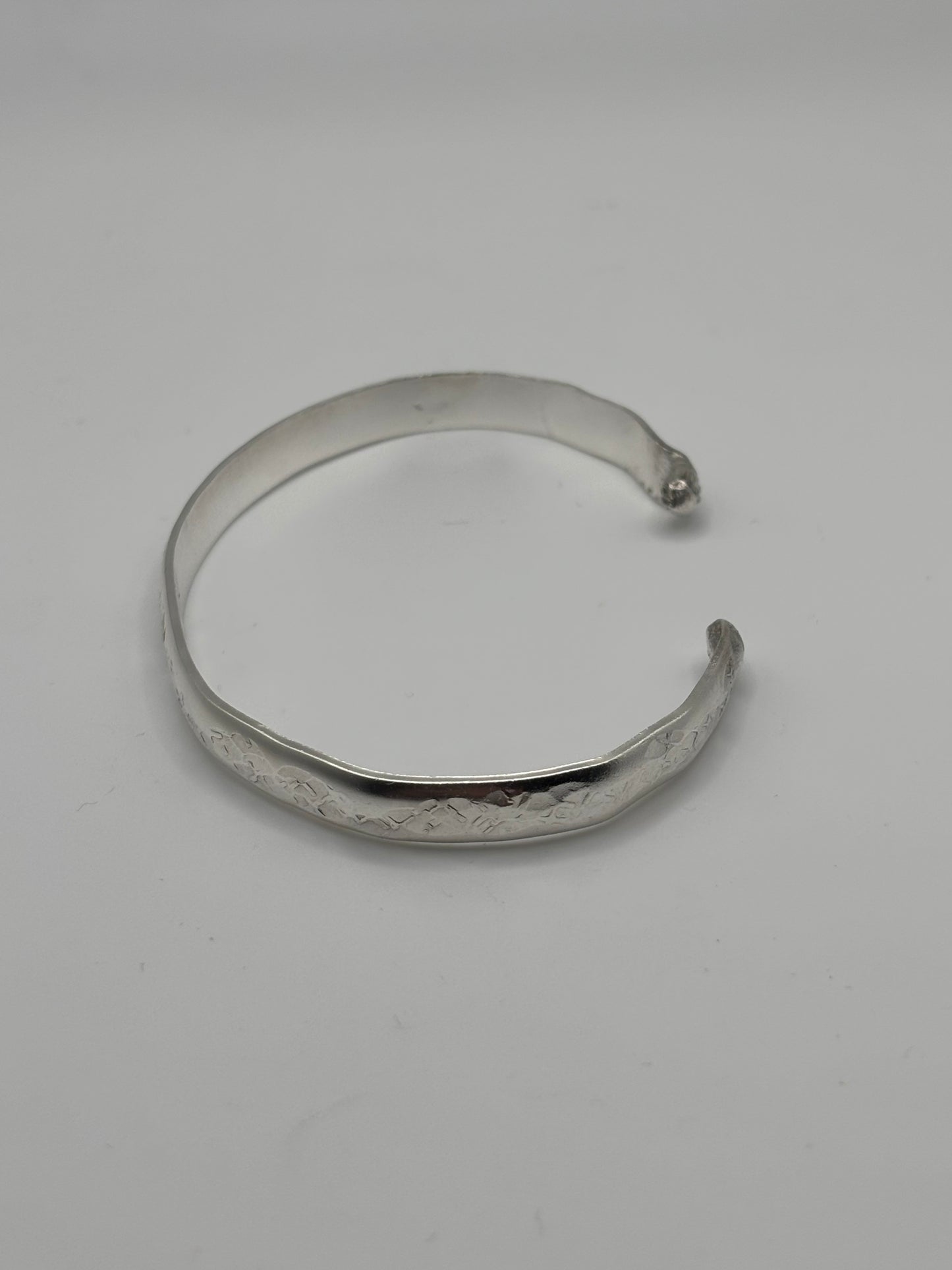 Street Champs Battered Bangle